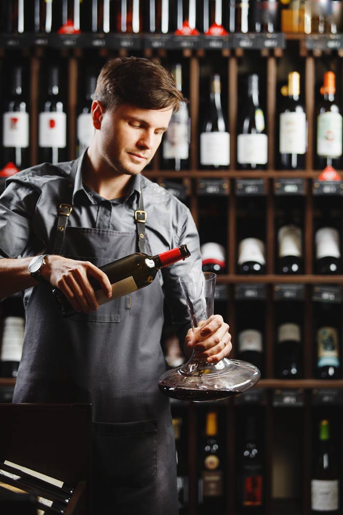 https://www.vibiwines.com/wp-content/uploads/2020/06/contacto.jpg